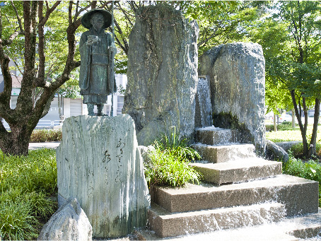 種田山頭火の句碑